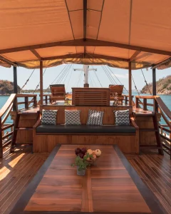 sewa kapal phinisi jofiel