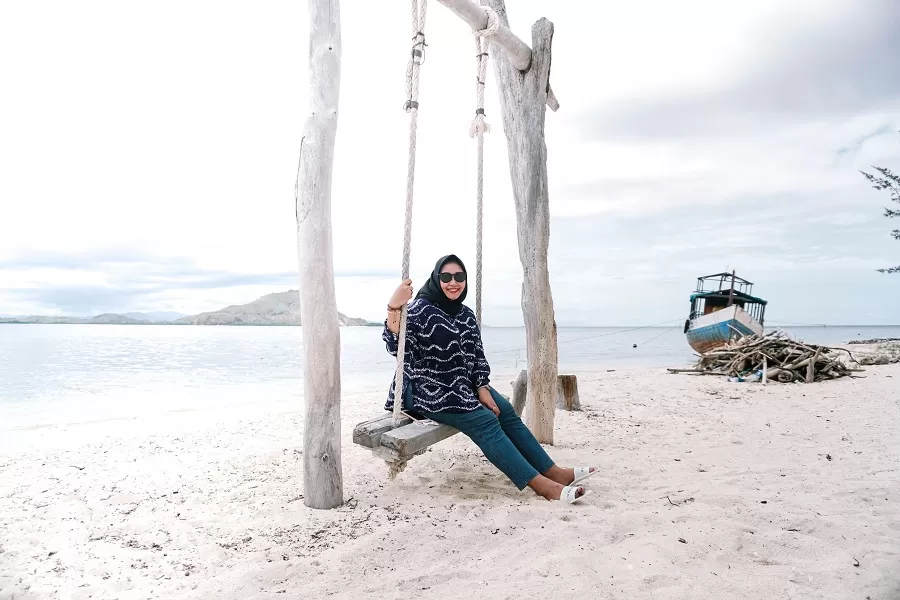 kanawa island labuan bajo trip