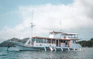 kapal labuan bajo