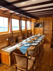 sewa kapal andalusia (1)